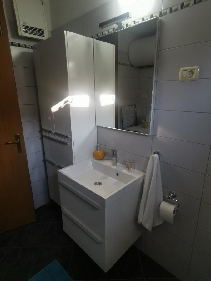קופר Istrian Old Town Apartment מראה חיצוני תמונה